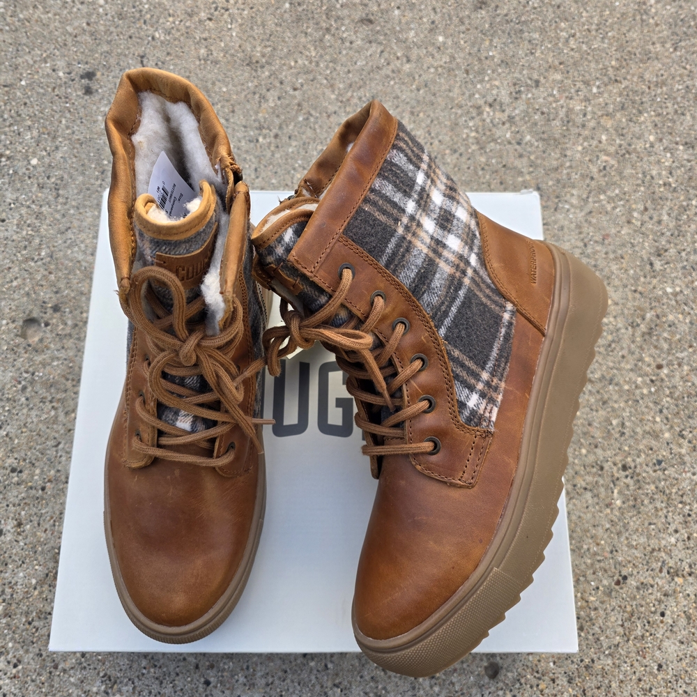 Cougar  Insulated Brown Plaid Ankle Boots Women Size 8